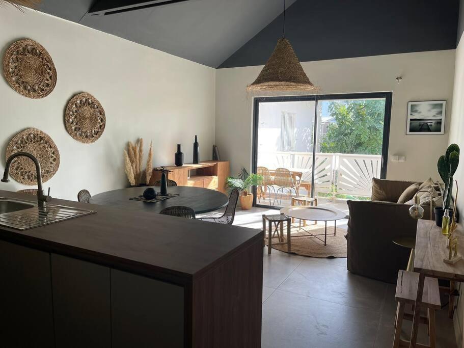 Oligaia Orient Bay Appartement Quarter of Orleans Buitenkant foto