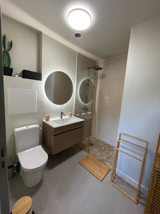 Oligaia Orient Bay Appartement Quarter of Orleans Buitenkant foto