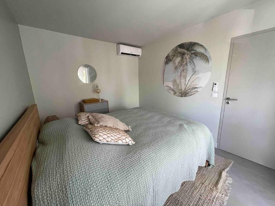Oligaia Orient Bay Appartement Quarter of Orleans Buitenkant foto